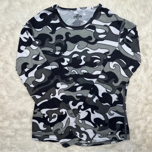Hot Chillys Long Sleeved Thermal Base Layer Black and Gray Camouflage Sz Small - Picture 1 of 16